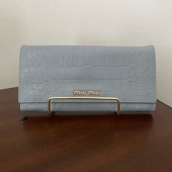 Miu Miu Light Gray Crocodile Embossed Leather Wallet | Long Flap, COA - Picture 1 of 12